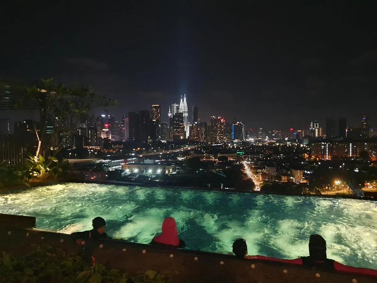 Apartment Studio Near Klcc And Lrt With Superb View Kuala Lumpur